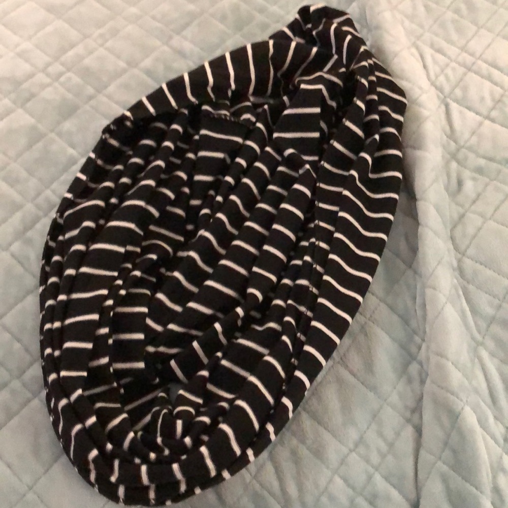 Scarf - Picture 2 of 2